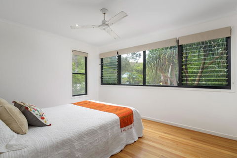 12 Naiad Court- Pool, Sleeps 8, Close To Beach - Accommodation Port Hedland 0
