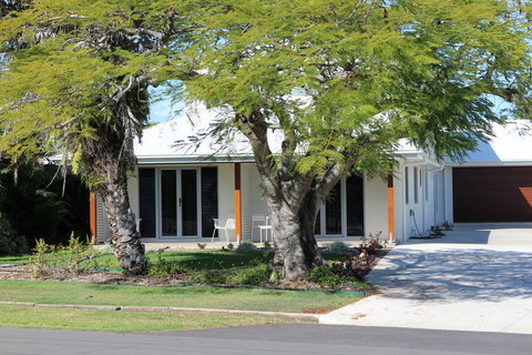 12th Tee BnB - Accommodation Port Hedland 0