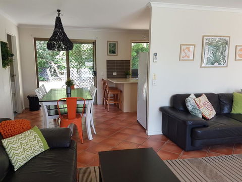 13 Coora Court - Sleeps 6, Pool, Air Con, Pets - Accommodation Port Hedland 1