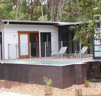 16 Ibis Court - Rainbow Shores Beautiful Private and Peaceful Wi-fi - Accommodation Port Hedland