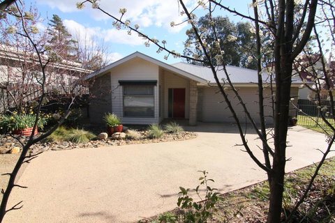 19 Georgian Court - Accommodation Port Hedland 0