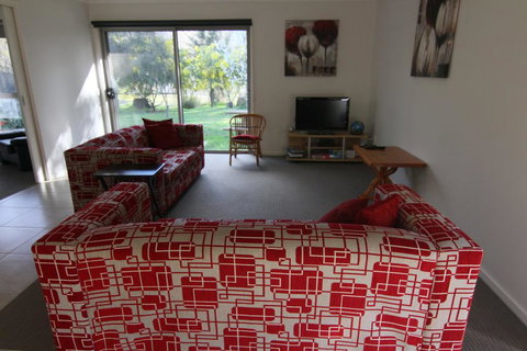 19 Georgian Court - Accommodation Port Hedland 2