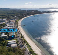 2 'Shoal Towers' 11 Shoal Bay Rd - across the road to beautiful Shoal Bay Beach - Accommodation Port Hedland