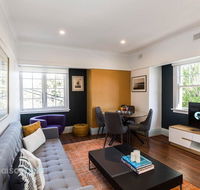 2 Bdrm Art Deco Apt Stroll To Bondi Junction - Accommodation Port Hedland