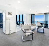 2 Bedroom Ocean View Apartment in Surfers Paradise - Accommodation Port Hedland