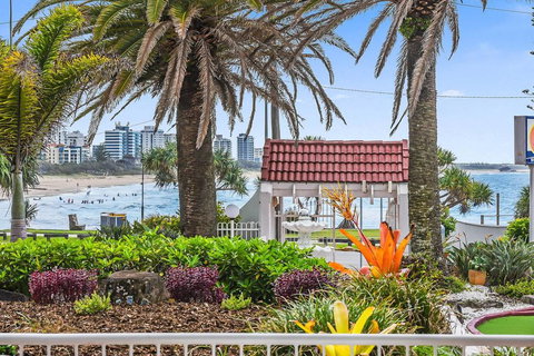 2 Bedroom Private Unit - Alexandria Apartments - Accommodation Port Hedland 2