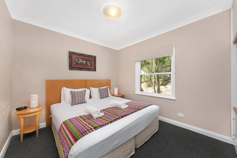 2 Bedroom Villa @ Oaks Cypress Lakes Resort - Accommodation Port Hedland 2