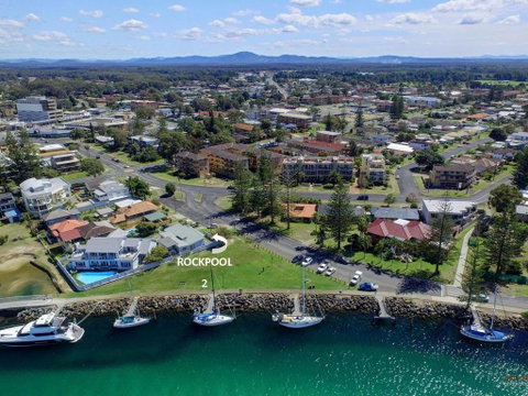 2 Rockpool Road - Accommodation Port Hedland 0