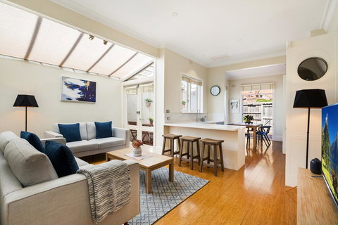 2-Bed House With Patio Near Bars And Restaurants - Accommodation Port Hedland 0