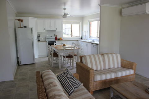 2/51 Carlo Road - Rainbow Beach - Accommodation Port Hedland 0