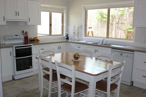 2/51 Carlo Road - Rainbow Beach - Accommodation Port Hedland 3