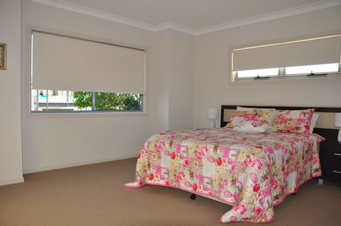 21 Tingira Close - Family Home In A Quiet Street Enjoying Ocean Views - Accommodation Port Hedland 3