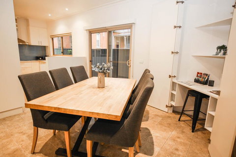 22 Riverside - Accommodation Port Hedland 1