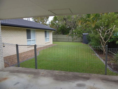 26 Kurana Street - Rainbow Beach, Stroll To The Beach And Shops - Accommodation Port Hedland 2