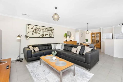 Bentley Haven, Cozy Family Retreat - Accommodation Port Hedland 0