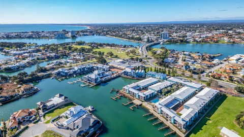 C Mandurah Apartment Resort - Accommodation Port Hedland 0