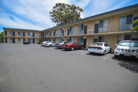 Dandenong Motel - Accommodation Port Hedland 2