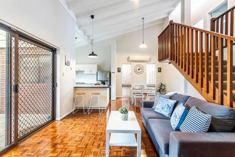 Delightful Getaway Steps From Attractions & Amenities - Accommodation Port Hedland 4