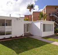 3 Lillian Street - fantastic house so close to the water - Accommodation Port Hedland