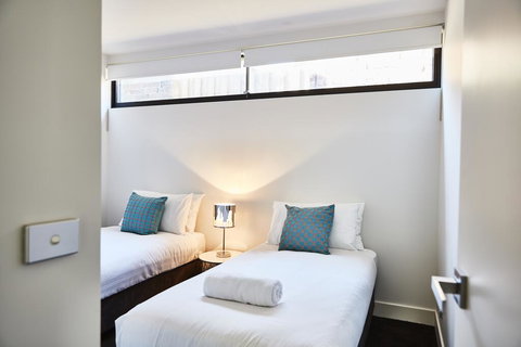 3-Bed House With Rooftop And Parking Near Yarra Park - Accommodation Port Hedland 3