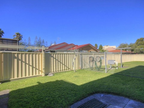 45A Wharf - Upstairs - Accommodation Port Hedland 1