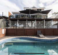 5 bedroom with POOL and Studio Vues Relaxantes - Accommodation Port Hedland
