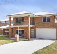 5B BENT STREET - LARGE HOUSE WITH DUCTED AIR CON WIFI  FOXTEL - Accommodation Port Hedland