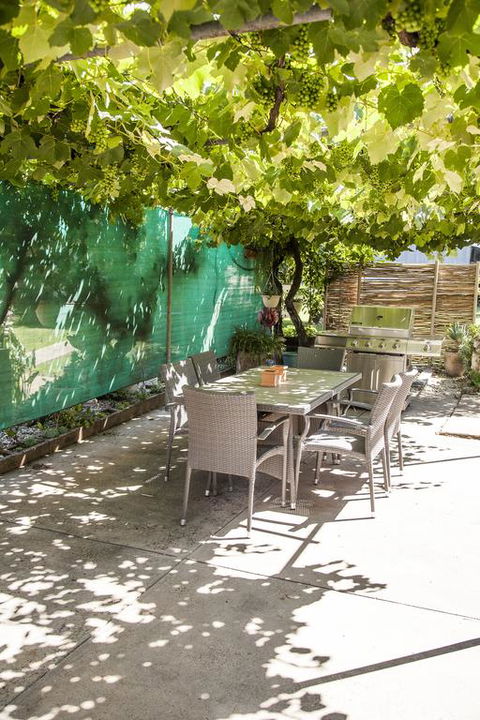 725 Myrtleford-Yackandandah Road - Accommodation Port Hedland 3