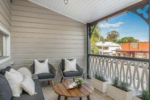 A PERFECT STAY - Luxe & Bloom - Accommodation Port Hedland 1