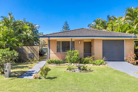 A SWEET ESCAPE - Carefree Beach Home - Accommodation Port Hedland 0