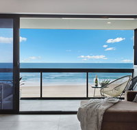 Absolute Beach Front Renovated 3 Bdrm 2 Bath App - Accommodation Port Hedland