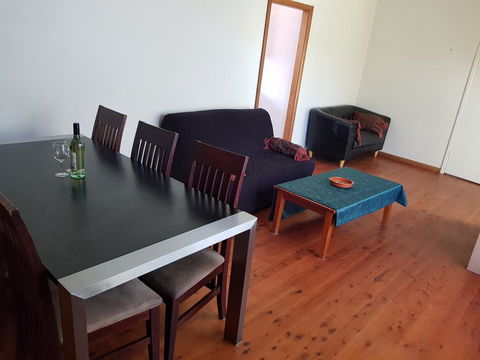 Accommodation Sydney North Shore: Frenchs Forest 3 Bedroom House - Accommodation Port Hedland 0