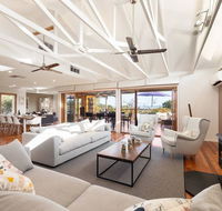 Acqua Vista - water view fireplace walk to beach - Accommodation Port Hedland