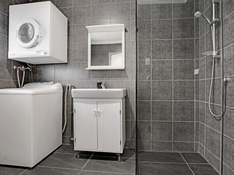 Adelaide Holiday Homes - Accommodation Port Hedland 3
