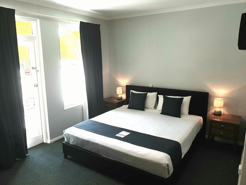 Adelaide Pulteney Motel - Accommodation Port Hedland 1