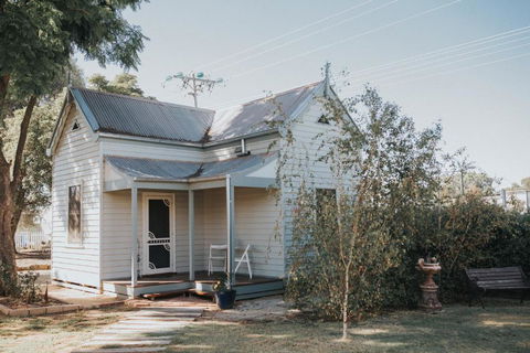 Dubuque Bed And Breakfast - Accommodation Port Hedland 4