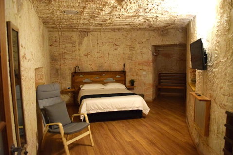 Dug Out B&B - Accommodation Port Hedland 1