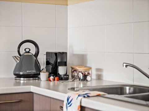 Eagle Bay Beach House - 300m To The Beach! - Accommodation Port Hedland 1