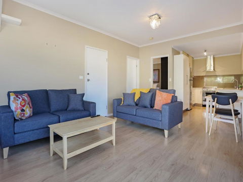 Eagle Heights Holiday Units - Accommodation Port Hedland 1