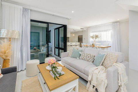 East Vic Park Luxe New Home - Accommodation Port Hedland 4