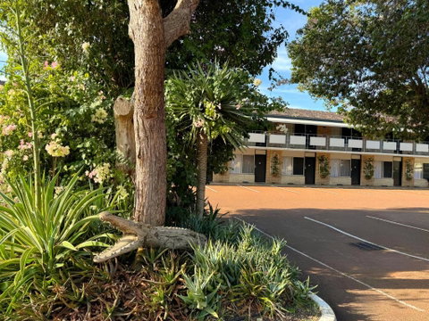 Flag Motor Lodge - Accommodation Port Hedland 2
