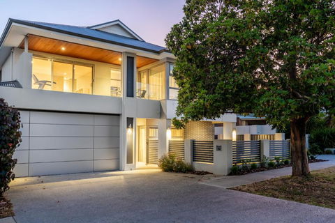 Family Vacation Escapade Shops Beach And Sun Await - Accommodation Port Hedland 3