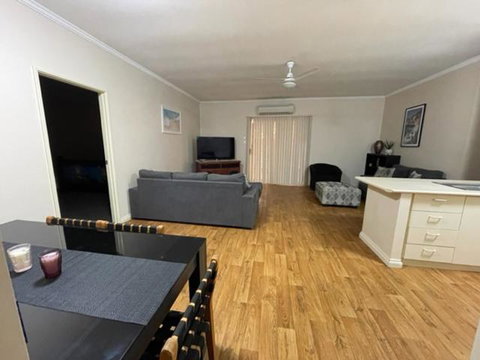 Four Bedroom House On Masters South Hedland - Accommodation Port Hedland 2
