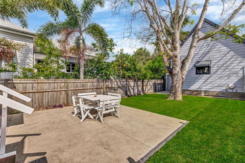 Gabba Central House 3BR2Bath Pets - Accommodation Port Hedland 0