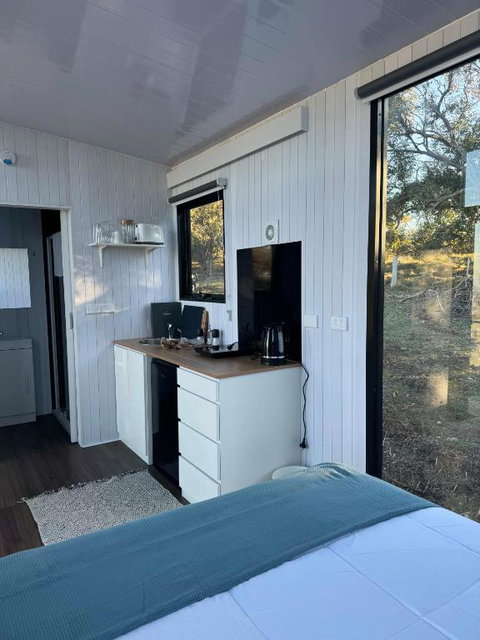 Gem Near The Dam By Tiny Away - Accommodation Port Hedland 2