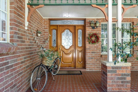 George On George - Perfect Country Getaway In The Heart Of Berry - Accommodation Port Hedland 2