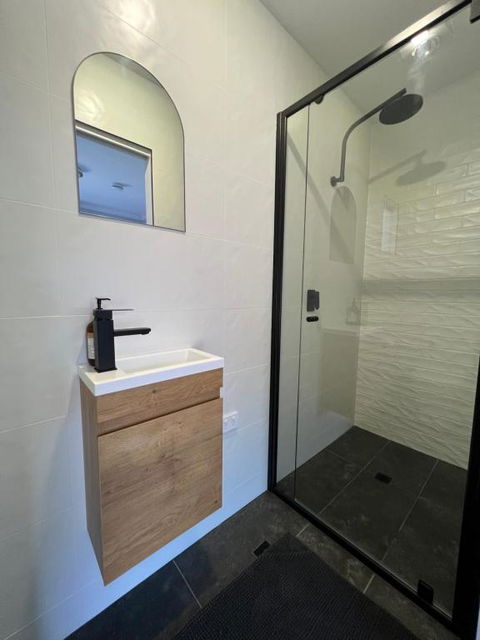 Gold Reef Adelong - Accommodation Port Hedland 1