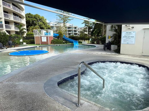 Gemini Resort, Unit19 Pool Ocean View - Accommodation Port Hedland 1