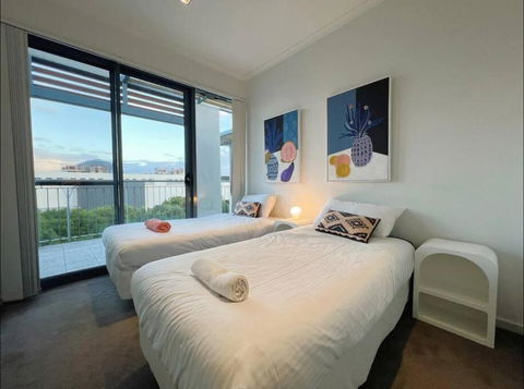 GW24-1 BATH 2 BR At The Glen With FREE Parking And Balcony - Accommodation Port Hedland 1