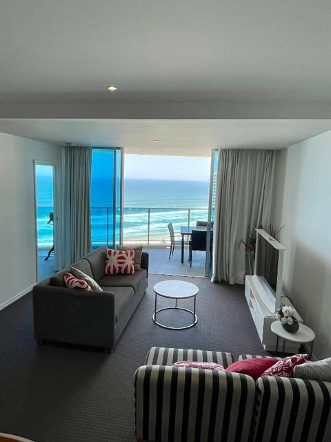 H Luxury Apartment At Surfers Paradise High Floor - Accommodation Port Hedland 1